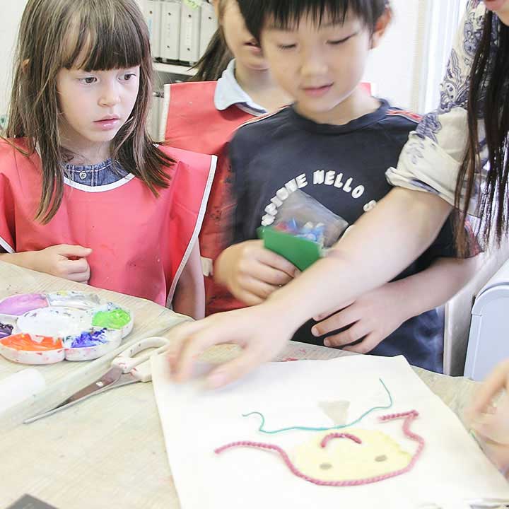 絵や工作が好きな好きなお子様